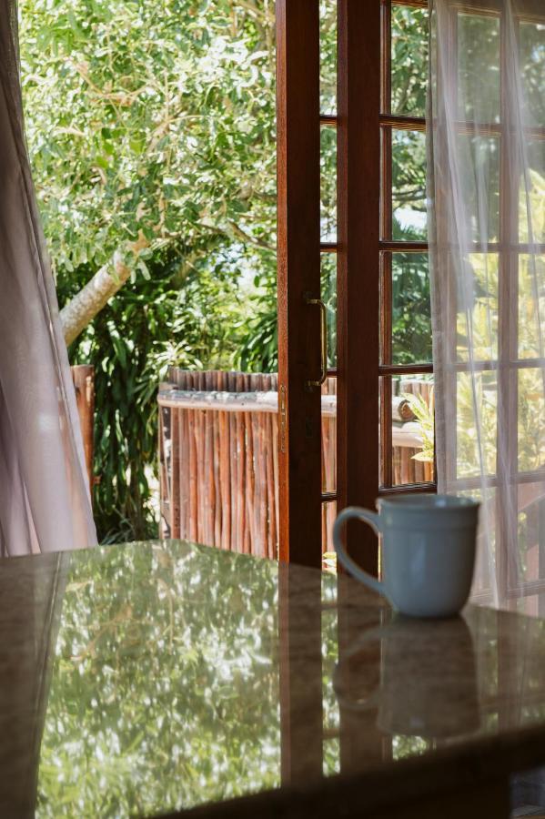 Monzi Safari Lodge St Lucia Exterior photo